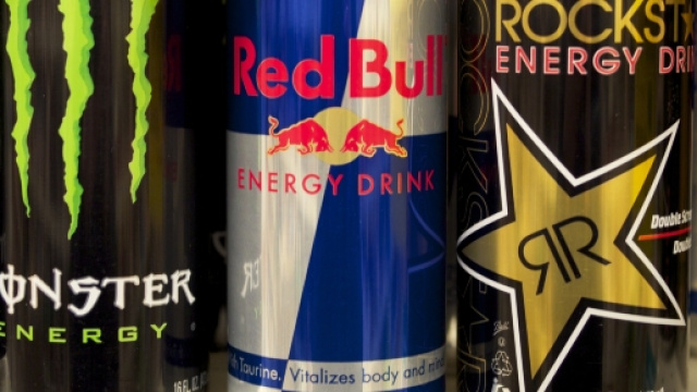 Usa, beve 4 energy drink al giorno: fegato distrutto