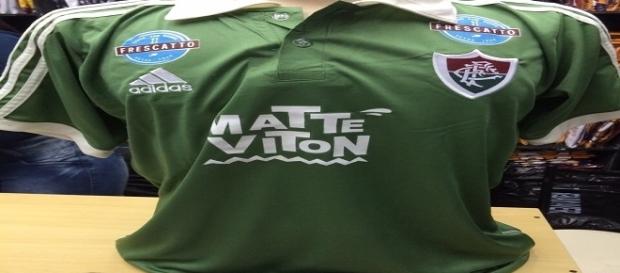 Para homenagear a Chapecoense, Flu pode jogar de verde contra o Internacional (Foto: MLB) Para homenagear a Chapecoense, Flu pode jogar de verde contra o Internacional (Foto: MLB)