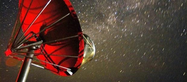 Señales provinientes del espacio exterior están siendo analizadas para verificar si se trata de algún mensaje alienígena Señales provinientes del espacio exterior están siendo analizadas para verificar si se trata de algún mensaje alienígena