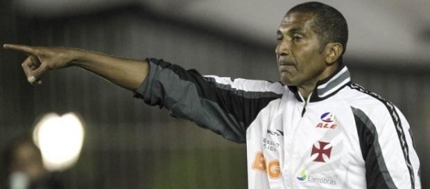 Torcida não aprova Cristovão Borges Torcida não aprova Cristovão Borges