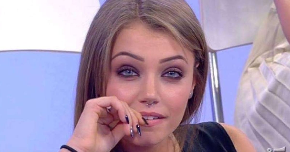 Uomini e donne Camilla Mangiapelo esclusa dalla trasmissione? L