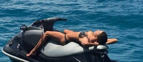 Belen e Boriello ecco le foto del ritorno di fiamma ad Ibiza ... - fareidituttoper.com