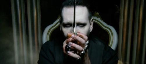 Marylin Manson décapite Donald Trump dans son clip