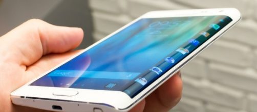 Samsung Galaxy S8 Edge escono novità interesanti