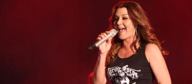 Gretchen Wilson releases new single! Photo: Commons.Wikimedia https://commons.wikimedia.org/wiki/File%3AGretchen_Wilson%2C_2009.JPG Gretchen Wilson releases new single! Photo: Commons.Wikimedia https://commons.wikimedia.org/wiki/File%3AGretchen_Wilson%2C_2009.JPG