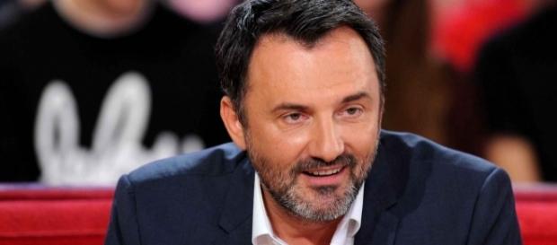 L'animateur de France 2, Frédéric Lopez fait son coming out à l'antenne (SIPA/France 2) L'animateur de France 2, Frédéric Lopez fait son coming out à l'antenne (SIPA/France 2)