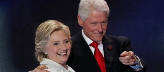 Que va devenir le titre de First Lady ? Bill Clinton sera-t-il lui aussi président ou deviendra-t-il Premier gentleman ? (Reuters) Que va devenir le titre de First Lady ? Bill Clinton sera-t-il lui aussi président ou deviendra-t-il Premier gentleman ? (Reuters)