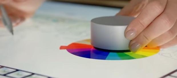 Screen capture from Microsoft's demo video, demonstrating the "Surface Dial usage" (YouTube/Surface). Screen capture from Microsoft's demo video, demonstrating the "Surface Dial usage" (YouTube/Surface).