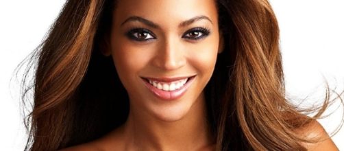 Un ritratto di Beyoncé. La cantante ha espressamente invitato al voto pro-Clinton per incoraggiare il cambiamento.