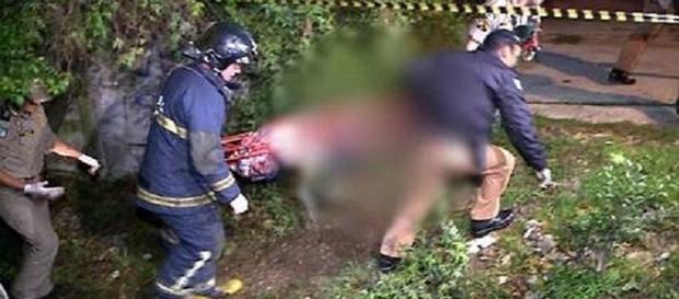 A vítima esquartejada não portava documentos, o que dificulta sua identificação A vítima esquartejada não portava documentos, o que dificulta sua identificação