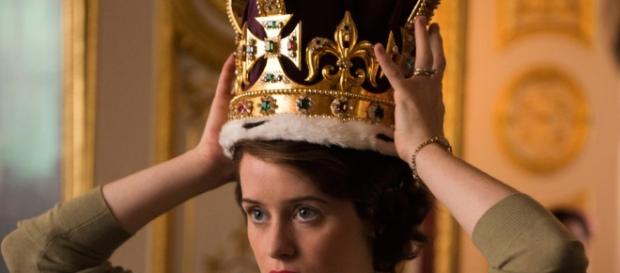 Claire Foy como la reina Isabel II. Claire Foy como la reina Isabel II.
