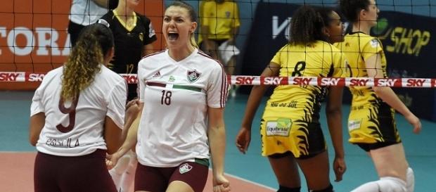 Fluminense derrota o Rio do Sul e reabilita-se na Superliga Feminina de Vôlei (Foto: Twitter/Retumbante) Fluminense derrota o Rio do Sul e reabilita-se na Superliga Feminina de Vôlei (Foto: Twitter/Retumbante)