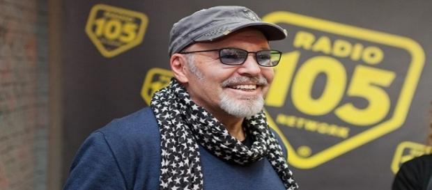 In uscita il prossimo 11 novembre il nuovo lavoro di Vasco Rossi. In uscita il prossimo 11 novembre il nuovo lavoro di Vasco Rossi.