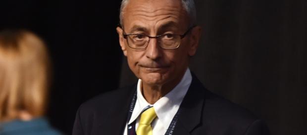 John Podesta, le destinataire des e-mails de Tony Podesta John Podesta, le destinataire des e-mails de Tony Podesta
