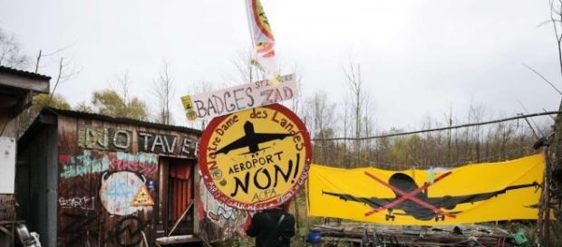 Notre-Dame des Landes : la veillée d'armes - SudOuest.fr - sudouest.fr Notre-Dame des Landes : la veillée d'armes - SudOuest.fr - sudouest.fr