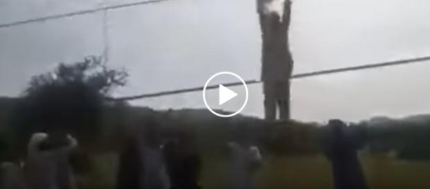 Tak się bawią w Pakistanie. Muzułmanin wystrzelony! Tak się bawią w Pakistanie. Muzułmanin wystrzelony!