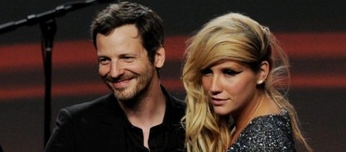 Kesha stopped from leaving Dr Luke recording contract - BBC Newsbeat - bbc.co.uk