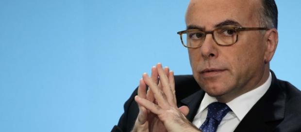 Bernard Cazeneuve exile ses policiers ? Bernard Cazeneuve exile ses policiers ?
