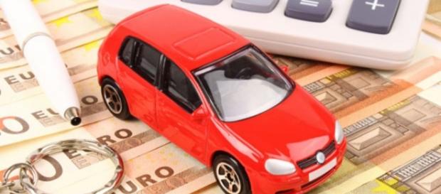 Bollo auto: sconto del 10% per chi paga attraverso domiciliazione bancaria Bollo auto: sconto del 10% per chi paga attraverso domiciliazione bancaria