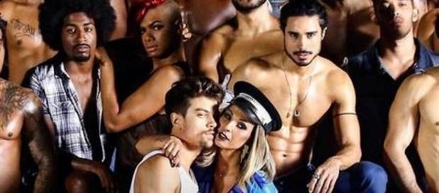 Clipe censurado de Valesca Popozuda faz sucesso na internet. Clipe censurado de Valesca Popozuda faz sucesso na internet.