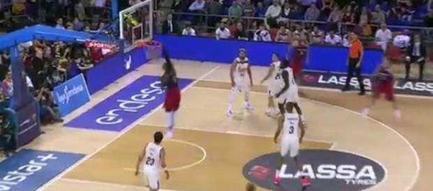 Dorsey machaca la zona blanca y pone una diferencia de 9 puntos Dorsey machaca la zona blanca y pone una diferencia de 9 puntos