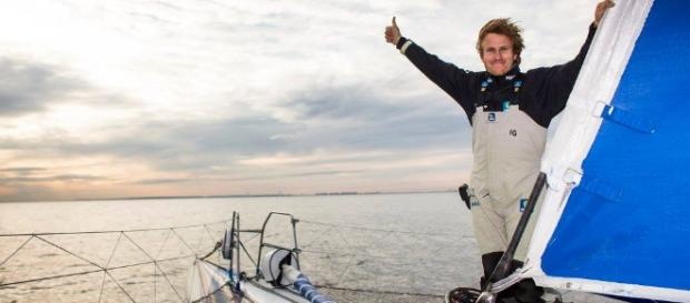 François Gabart remporte le Vendée Globe, édition 2012 - museedelamerbordeaux.fr François Gabart remporte le Vendée Globe, édition 2012 - museedelamerbordeaux.fr