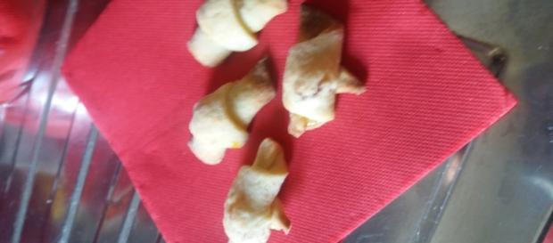 mini cornetti dolci con sorpresa mini cornetti dolci con sorpresa