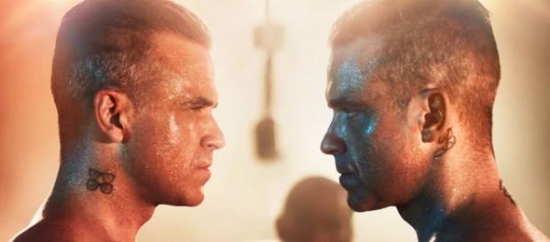 Robbie Williams Bleeds Gold For New Album, "Heavy Entertainment ... - newnownext.com Robbie Williams Bleeds Gold For New Album, "Heavy Entertainment ... - newnownext.com