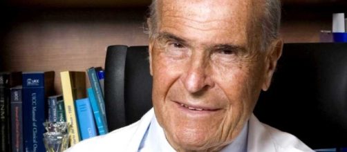 Morto Umberto Veronesi, medico che ha dedicato la sua vita alla lotta contro il cancro