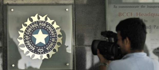 BCCI advertises for post of Indian team's head coach | Cricbuzz.com - cricbuzz.com BCCI advertises for post of Indian team's head coach | Cricbuzz.com - cricbuzz.com