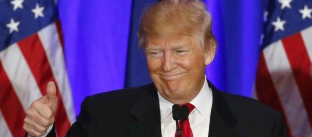Donald Trump reconnaît que Barack Obama est bien né aux Etats-Unis ... - lesechos.fr Donald Trump reconnaît que Barack Obama est bien né aux Etats-Unis ... - lesechos.fr