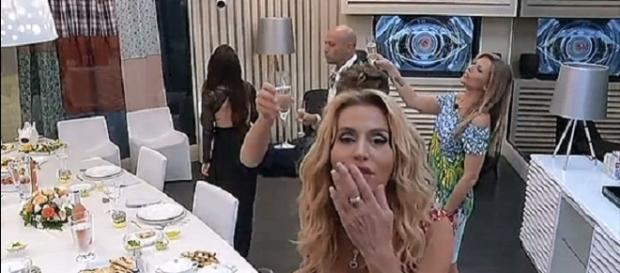 Grande Fratello Vip, lite Stefano e Valeria Marini Grande Fratello Vip, lite Stefano e Valeria Marini