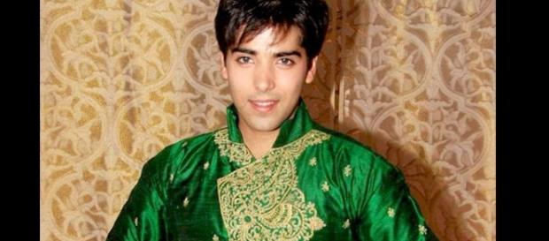 Kinshuk Mahajan to enter Naagin 2 as Mouni Roy's lover (Image source - hi.wikipedia.org) Kinshuk Mahajan to enter Naagin 2 as Mouni Roy's lover (Image source - hi.wikipedia.org)