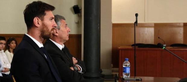 Leo Messi en el banquillo de los acusados por el fraude con la Hacienda española Leo Messi en el banquillo de los acusados por el fraude con la Hacienda española