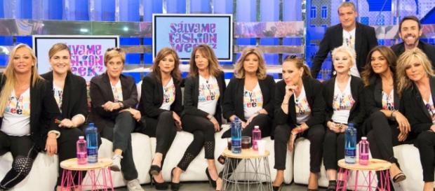 Los colaboradores de sálvame en uno de sus programas Los colaboradores de sálvame en uno de sus programas