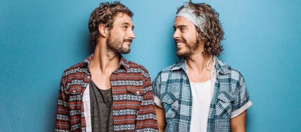 Fréro Delavega ne regarderont plus dans la même direction ! Fréro Delavega ne regarderont plus dans la même direction !