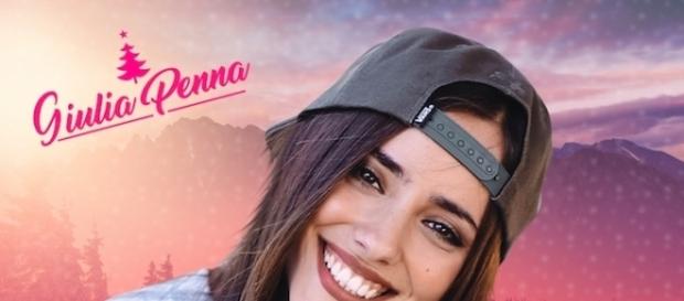 La copertina di "Fuori è Già Natale". La copertina di "Fuori è Già Natale".