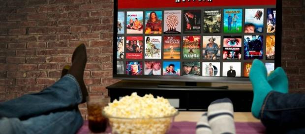 Netflix CEO credits piracy for helping company succeed - ExtremeTech -.. extremetech.com Netflix CEO credits piracy for helping company succeed - ExtremeTech -.. extremetech.com