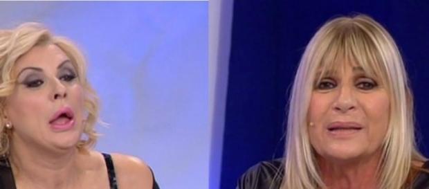 Tina Cipollari contro Gemma Galgani anche a Selfie Tina Cipollari contro Gemma Galgani anche a Selfie