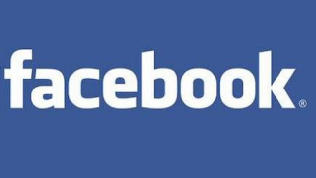 Facebook, il colosso di Zuckerberg sfida LinkedIn
