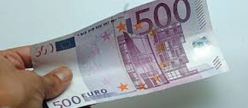 Scuola, i ritardi del Miur sul bonus di 500 euro ai docenti.