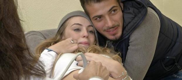 Aldo e Alessia tornano in tv dopo il tradimento: lei lo rivuole ... - perizona.it Aldo e Alessia tornano in tv dopo il tradimento: lei lo rivuole ... - perizona.it