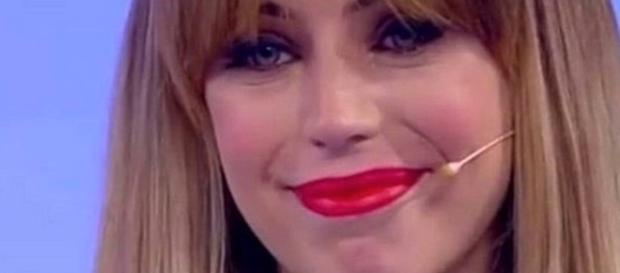 Alessia Cammarota al trono di Uomini e Donne Alessia Cammarota al trono di Uomini e Donne