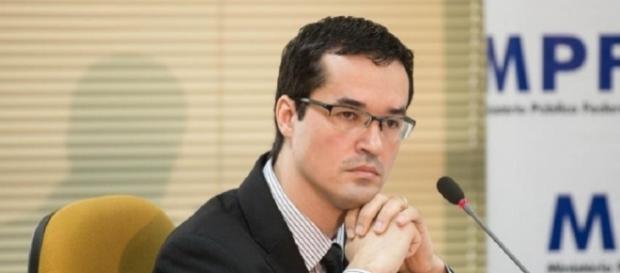 Deltan Dallagnol critica projeto de lei de André Moura Deltan Dallagnol critica projeto de lei de André Moura