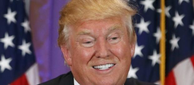 El presidente de los Estados Unidos puede ayudar a los países más pobres con su política rebelde de antiglobalización El presidente de los Estados Unidos puede ayudar a los países más pobres con su política rebelde de antiglobalización