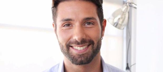 Il quarto tronista è un ex tentatore di Temptation Island! Video ... - uominiedonnenews.it Il quarto tronista è un ex tentatore di Temptation Island! Video ... - uominiedonnenews.it