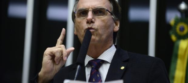 Apenas o relator do processo votou contra Bolsonaro Apenas o relator do processo votou contra Bolsonaro