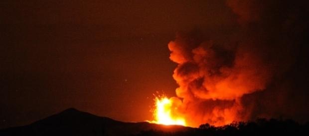 L'enorme vulcano sottomarino Empedocle ha le dimensioni dell'Etna. L'enorme vulcano sottomarino Empedocle ha le dimensioni dell'Etna.