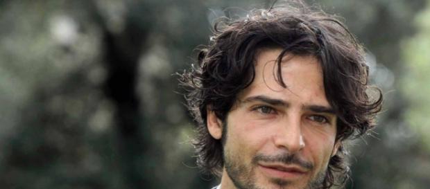 Marco Bocci: Il video di Squadra Antimafia 5 che fa ridere tutti ... - melty.it Marco Bocci: Il video di Squadra Antimafia 5 che fa ridere tutti ... - melty.it