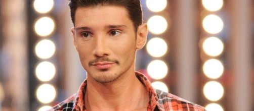 Stefano De Martino su Facebook: scatto del suo nuovo tattoo della ... - urbanpost.it